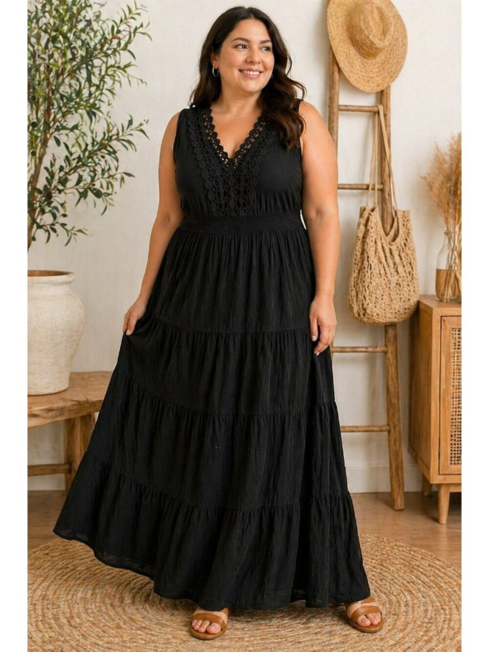 NWT Avenue Women’s Plus Size Black Maxi Dress With Crochet Detail Size 18/20